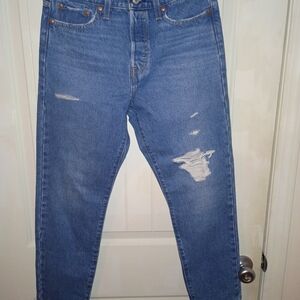 Women’s Wedgie Levi's. Button Fly. Size 29x28. NO STRETCH